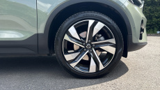 Volvo XC40 2.0 B4P Ultra Dark 5dr Auto Petrol Estate